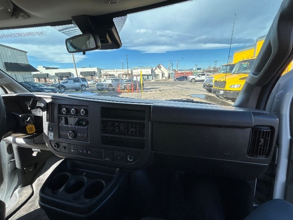 Light Duty Box Truck-Light and Medium Duty Trucks-GMC-2021-Savana G33903-Greeley-CO-103,104\n\t\tmiles-$ 30,750 - Image 19