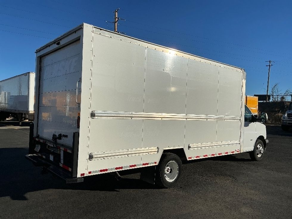 Light Duty Box Truck-Light and Medium Duty Trucks-GMC-2021-Savana G33903-Greeley-CO-106,437\n\t\tmiles-$ 30,250 - Image 13