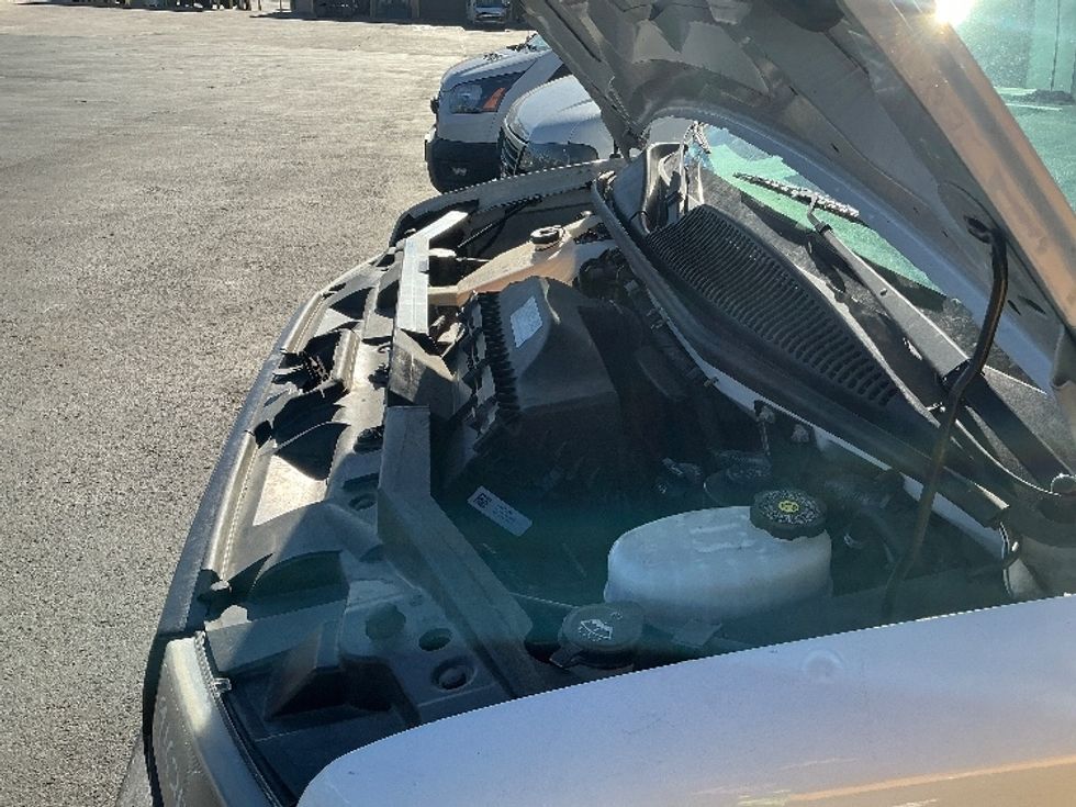 Light Duty Box Truck-Light and Medium Duty Trucks-GMC-2021-Savana G33903-Greeley-CO-106,437\n\t\tmiles-$ 30,250 - Image 24