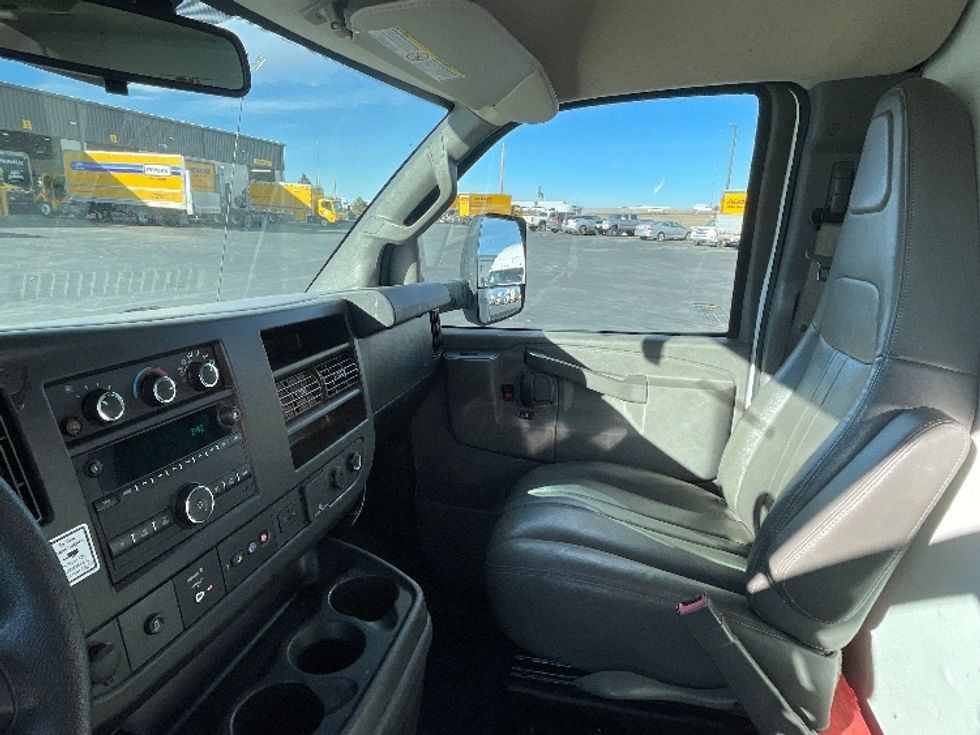 Light Duty Box Truck-Light and Medium Duty Trucks-GMC-2021-Savana G33903-Greeley-CO-109,248\n\t\tmiles-$ 30,000 - Image 19