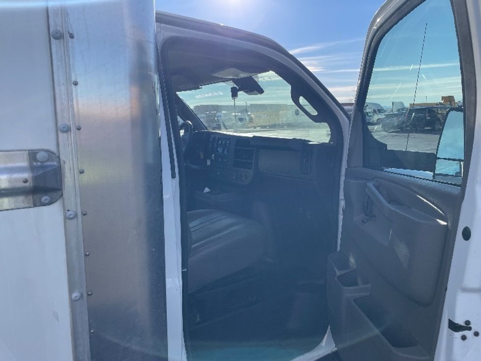 Light Duty Box Truck-Light and Medium Duty Trucks-GMC-2021-Savana G33903-Greeley-CO-109,248\n\t\tmiles-$ 30,000 - Image 20