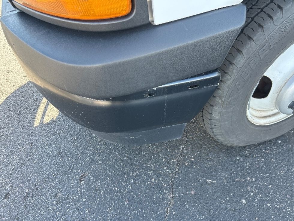 Light Duty Box Truck-Light and Medium Duty Trucks-GMC-2021-Savana G33903-Greeley-CO-111,434\n\t\tmiles-$ 29,750 - Image 25