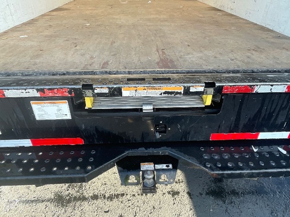 Light Duty Box Truck-Light and Medium Duty Trucks-GMC-2021-Savana G33903-Greeley-CO-111,674\n\t\tmiles-$ 26,500 - Image 10