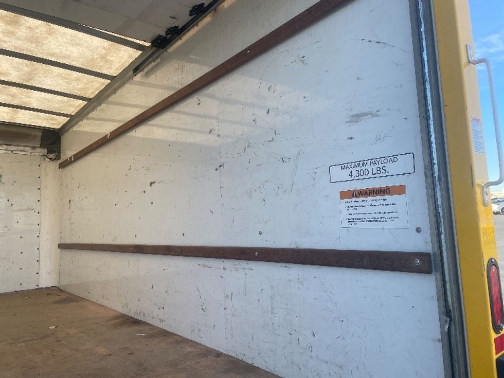 Light Duty Box Truck-Light and Medium Duty Trucks-GMC-2021-Savana G33903-Greeley-CO-111,674\n\t\tmiles-$ 26,500 - Image 12