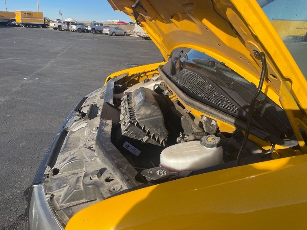 Light Duty Box Truck-Light and Medium Duty Trucks-GMC-2021-Savana G33903-Greeley-CO-111,674\n\t\tmiles-$ 26,500 - Image 24