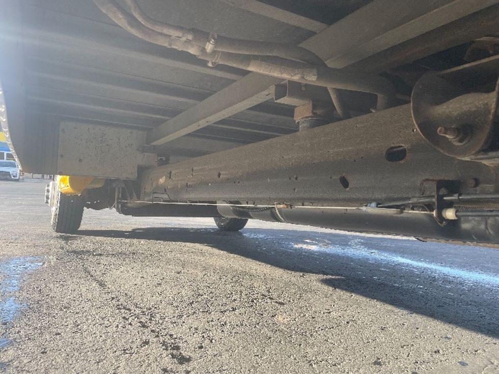 Light Duty Box Truck-Light and Medium Duty Trucks-GMC-2021-Savana G33903-Greeley-CO-111,674\n\t\tmiles-$ 26,500 - Image 5