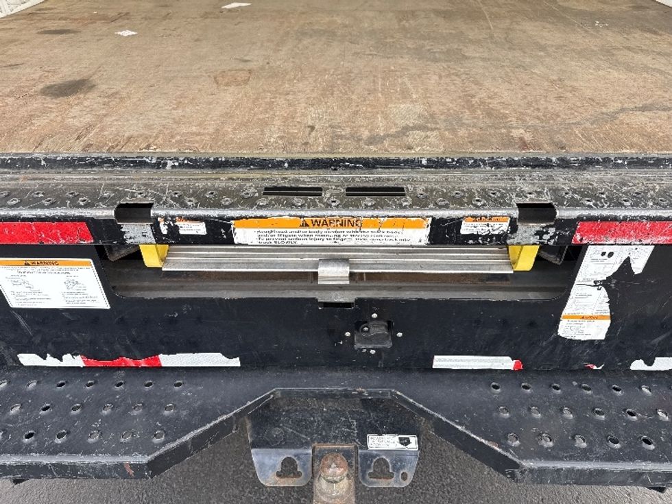 Light Duty Box Truck-Light and Medium Duty Trucks-GMC-2021-Savana G33903-Greeley-CO-111,971\n\t\tmiles-$ 26,500 - Image 9