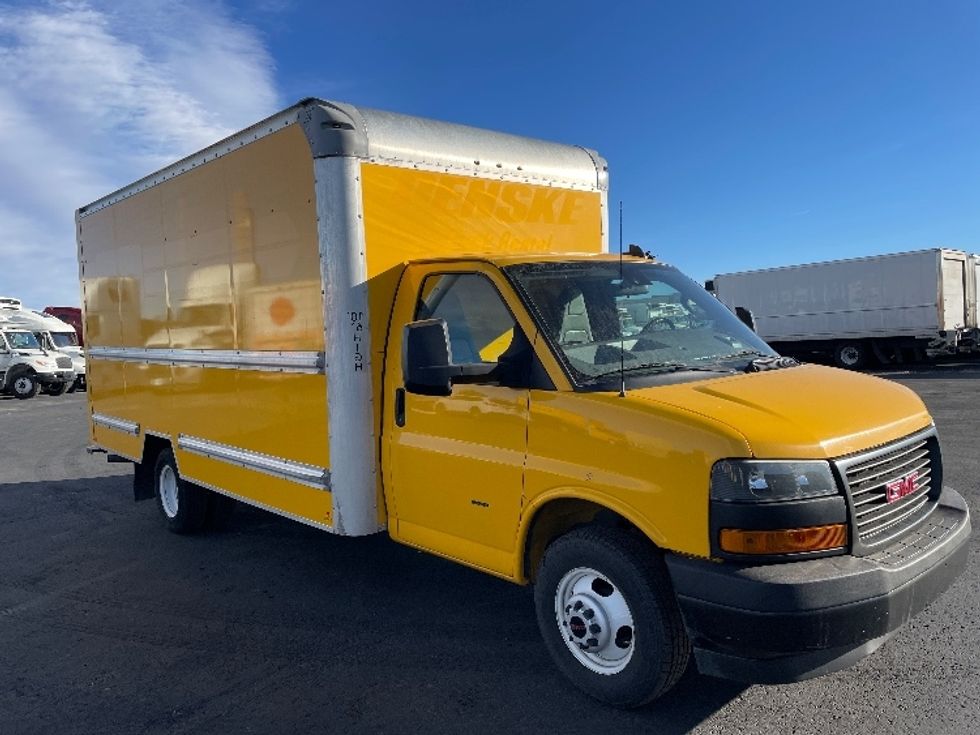 Light Duty Box Truck-Light and Medium Duty Trucks-GMC-2021-Savana G33903-Greeley-CO-113,500\n\t\tmiles-$ 26,250 - Image 1