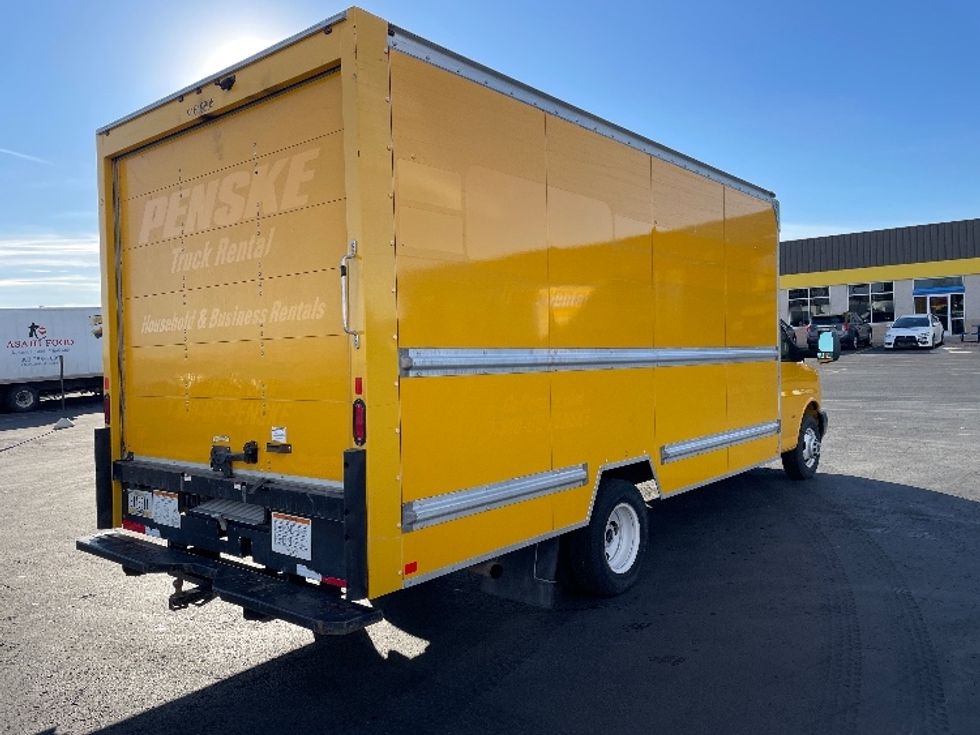 Light Duty Box Truck-Light and Medium Duty Trucks-GMC-2021-Savana G33903-Greeley-CO-113,500\n\t\tmiles-$ 26,250 - Image 13