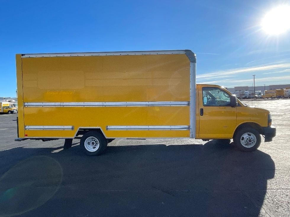 Light Duty Box Truck-Light and Medium Duty Trucks-GMC-2021-Savana G33903-Greeley-CO-113,500\n\t\tmiles-$ 26,250 - Image 15