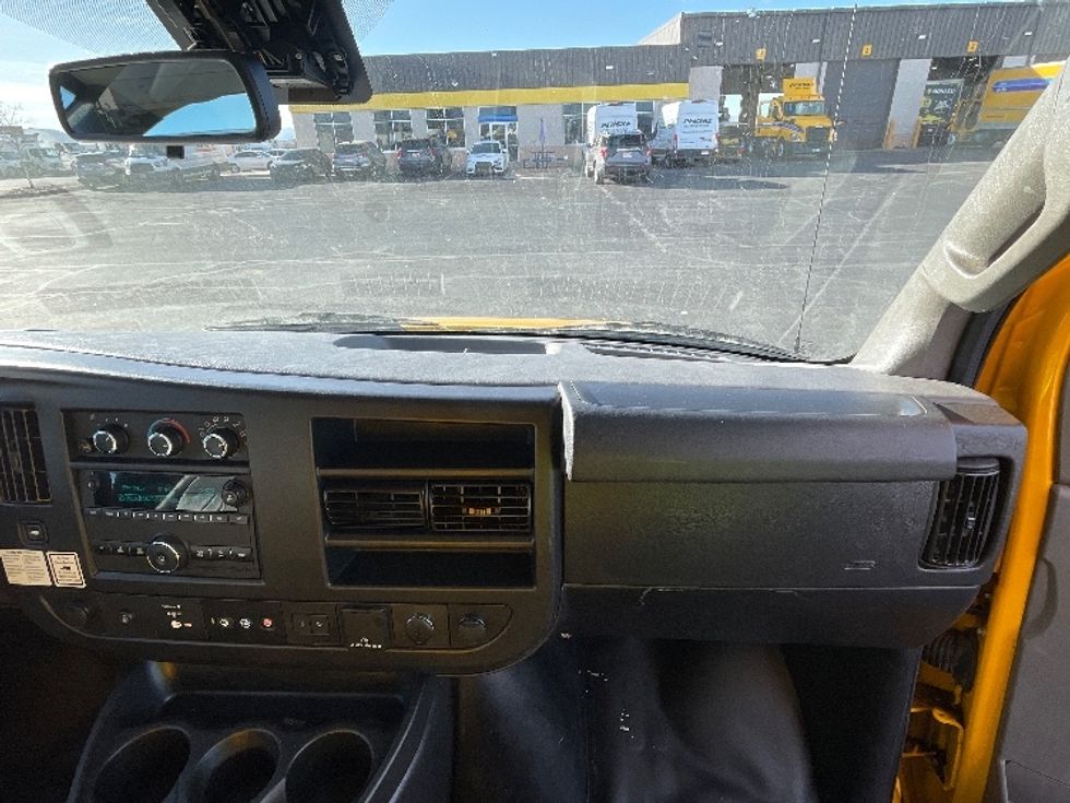 Light Duty Box Truck-Light and Medium Duty Trucks-GMC-2021-Savana G33903-Greeley-CO-113,500\n\t\tmiles-$ 26,250 - Image 21