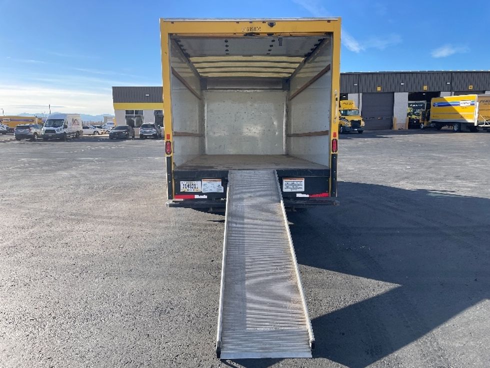 Light Duty Box Truck-Light and Medium Duty Trucks-GMC-2021-Savana G33903-Greeley-CO-113,500\n\t\tmiles-$ 26,250 - Image 9