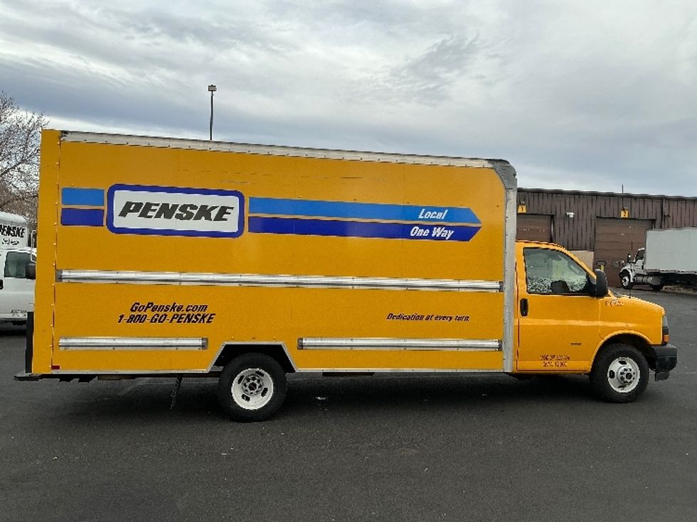 Light Duty Box Truck-Light and Medium Duty Trucks-GMC-2021-Savana G33903-Greeley-CO-115,062\n\t\tmiles-$ 25,750 - Image 11