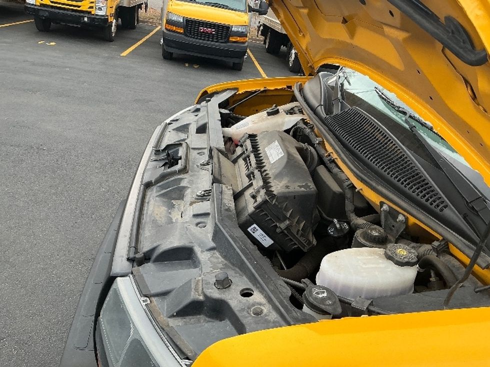 Light Duty Box Truck-Light and Medium Duty Trucks-GMC-2021-Savana G33903-Greeley-CO-115,062\n\t\tmiles-$ 25,750 - Image 20