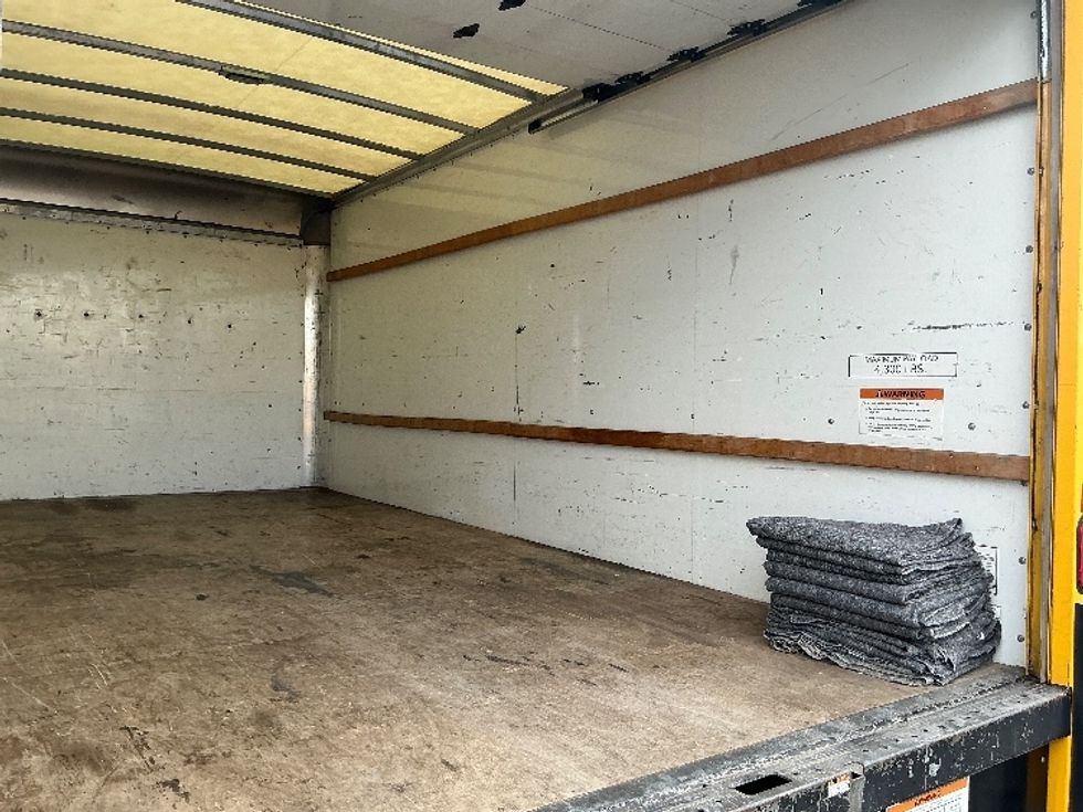 Light Duty Box Truck-Light and Medium Duty Trucks-GMC-2021-Savana G33903-Greeley-CO-115,062\n\t\tmiles-$ 25,750 - Image 9