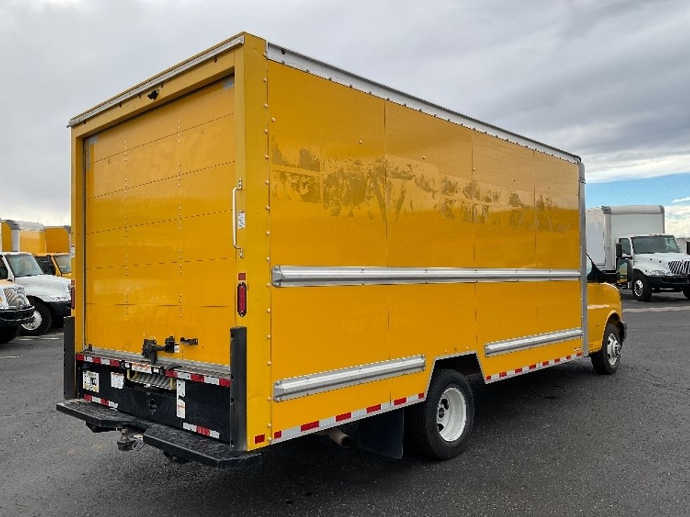 Light Duty Box Truck-Light and Medium Duty Trucks-GMC-2021-Savana G33903-Greeley-CO-117,705\n\t\tmiles-$ 25,750 - Image 12