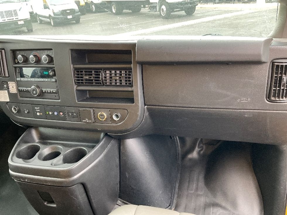 Light Duty Box Truck-Light and Medium Duty Trucks-GMC-2021-Savana G33903-Greeley-CO-117,705\n\t\tmiles-$ 25,750 - Image 20