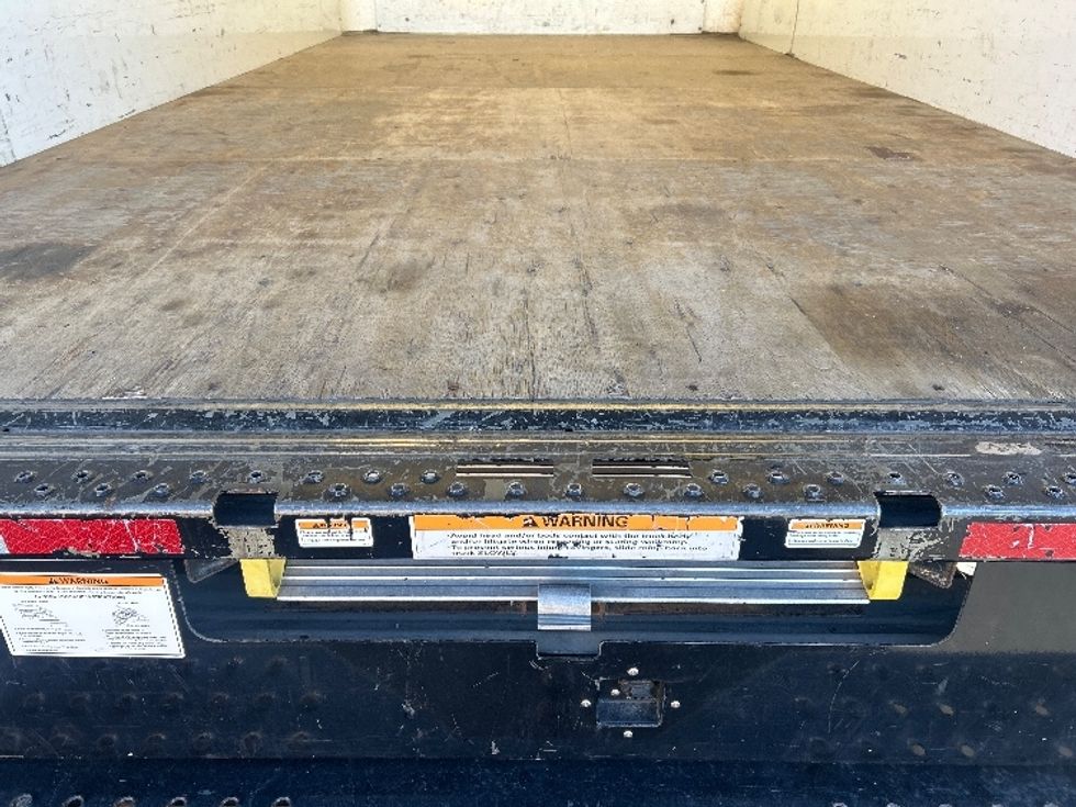 Light Duty Box Truck-Light and Medium Duty Trucks-GMC-2021-Savana G33903-Greeley-CO-118,354\n\t\tmiles-$ 25,750 - Image 10