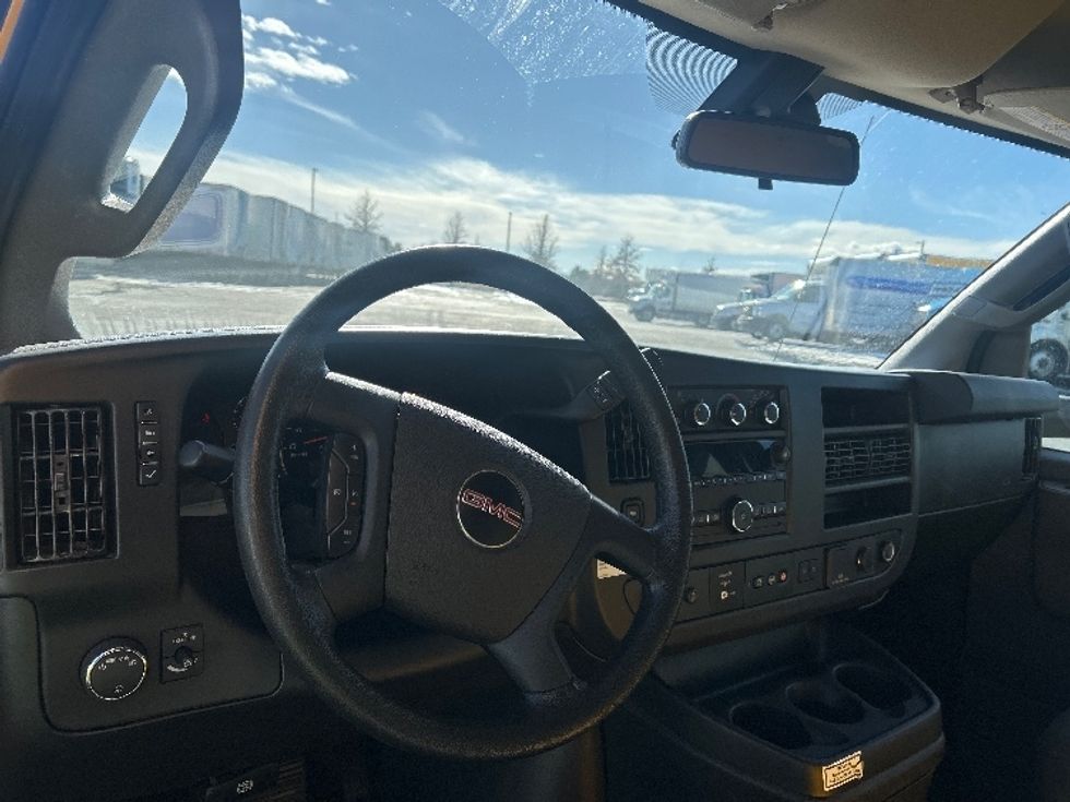 Light Duty Box Truck-Light and Medium Duty Trucks-GMC-2021-Savana G33903-Greeley-CO-118,354\n\t\tmiles-$ 25,750 - Image 17