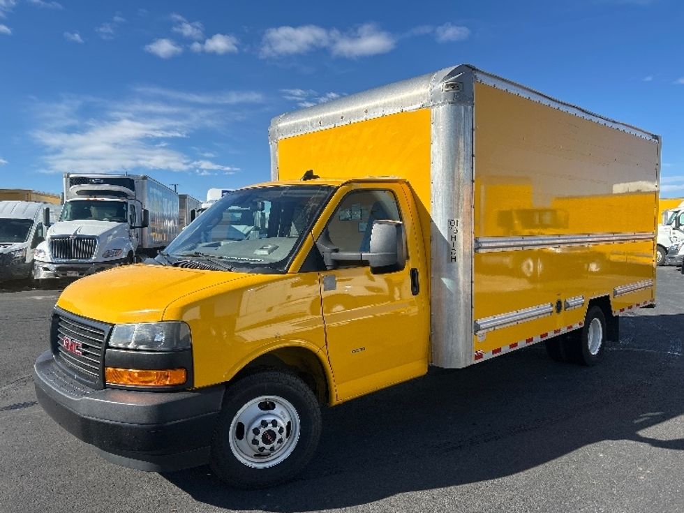Light Duty Box Truck-Light and Medium Duty Trucks-GMC-2021-Savana G33903-Greeley-CO-118,354\n\t\tmiles-$ 25,750 - Image 3