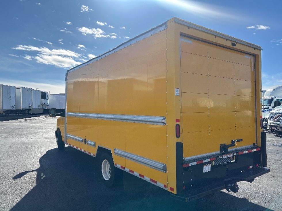 Light Duty Box Truck-Light and Medium Duty Trucks-GMC-2021-Savana G33903-Greeley-CO-118,354\n\t\tmiles-$ 25,750 - Image 6