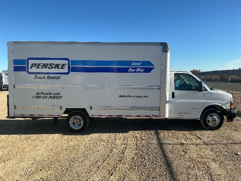 Light Duty Box Truck-Light and Medium Duty Trucks-GMC-2021-Savana G33903-Greeley-CO-120,977\n\t\tmiles-$ 28,500 - Image 15