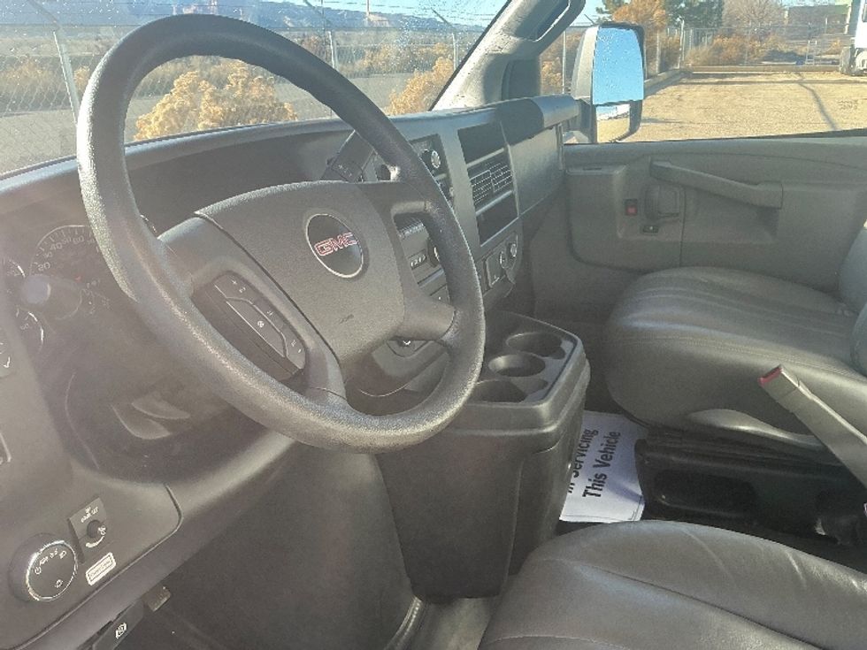 Light Duty Box Truck-Light and Medium Duty Trucks-GMC-2021-Savana G33903-Greeley-CO-120,977\n\t\tmiles-$ 28,500 - Image 16