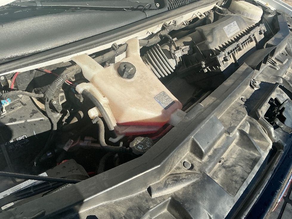 Light Duty Box Truck-Light and Medium Duty Trucks-GMC-2021-Savana G33903-Greeley-CO-120,977\n\t\tmiles-$ 28,500 - Image 24