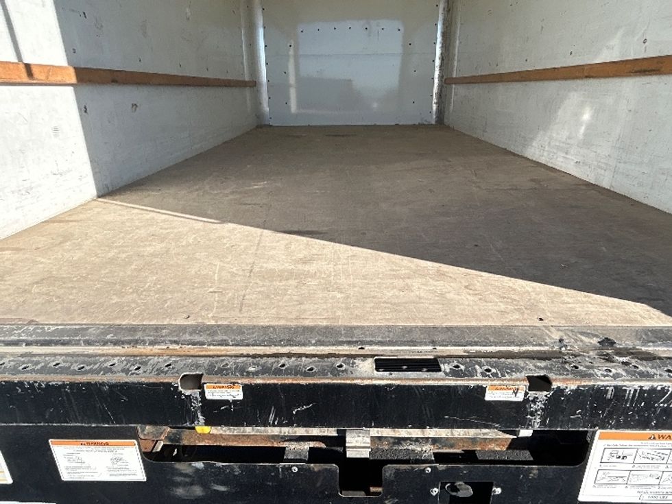 Light Duty Box Truck-Light and Medium Duty Trucks-GMC-2021-Savana G33903-Greeley-CO-59,763\n\t\tmiles-$ 35,750 - Image 10