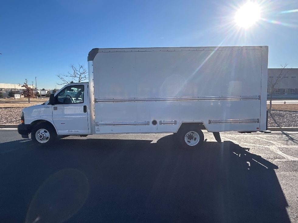 Light Duty Box Truck-Light and Medium Duty Trucks-GMC-2021-Savana G33903-Greeley-CO-59,763\n\t\tmiles-$ 35,750 - Image 4