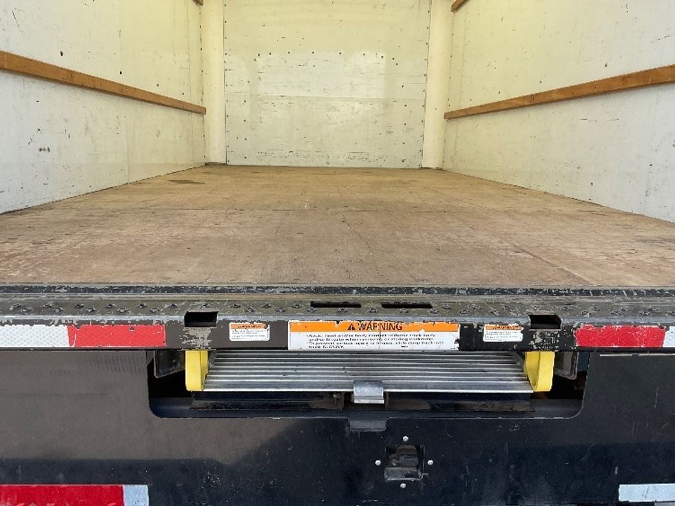 Light Duty Box Truck-Light and Medium Duty Trucks-GMC-2021-Savana G33903-Greeley-CO-75,642\n\t\tmiles-$ 31,500 - Image 10