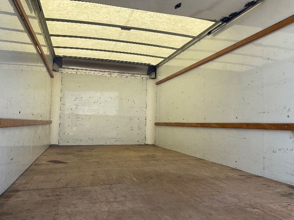 Light Duty Box Truck-Light and Medium Duty Trucks-GMC-2021-Savana G33903-Greeley-CO-75,642\n\t\tmiles-$ 31,500 - Image 12