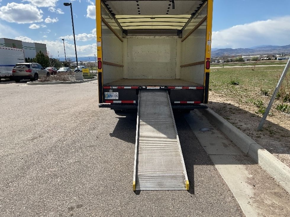 Light Duty Box Truck-Light and Medium Duty Trucks-GMC-2021-Savana G33903-Greeley-CO-75,642\n\t\tmiles-$ 31,500 - Image 9