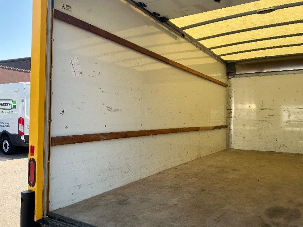 Light Duty Box Truck-Light and Medium Duty Trucks-GMC-2021-Savana G33903-Greeley-CO-82,600\n\t\tmiles-$ 25,000 - Image 10