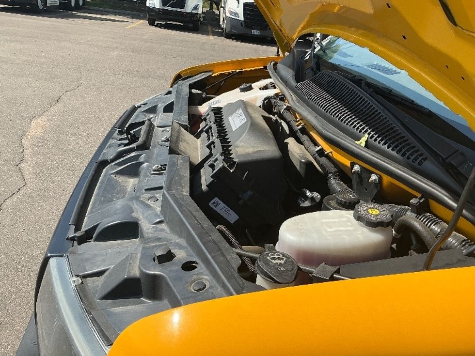 Light Duty Box Truck-Light and Medium Duty Trucks-GMC-2021-Savana G33903-Greeley-CO-82,600\n\t\tmiles-$ 25,000 - Image 23