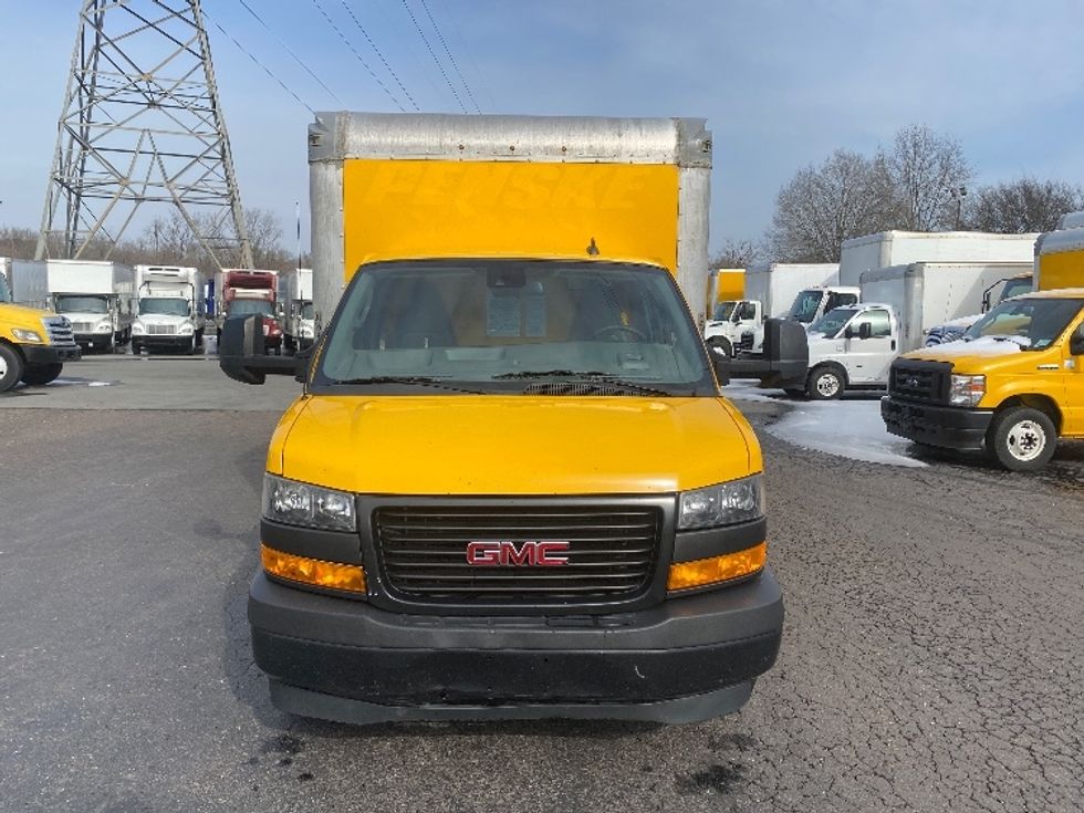 Light Duty Box Truck-Light and Medium Duty Trucks-GMC-2021-Savana G33903-Greensboro-NC-101,564\n\t\tmiles-$ 26,750 - Image 2