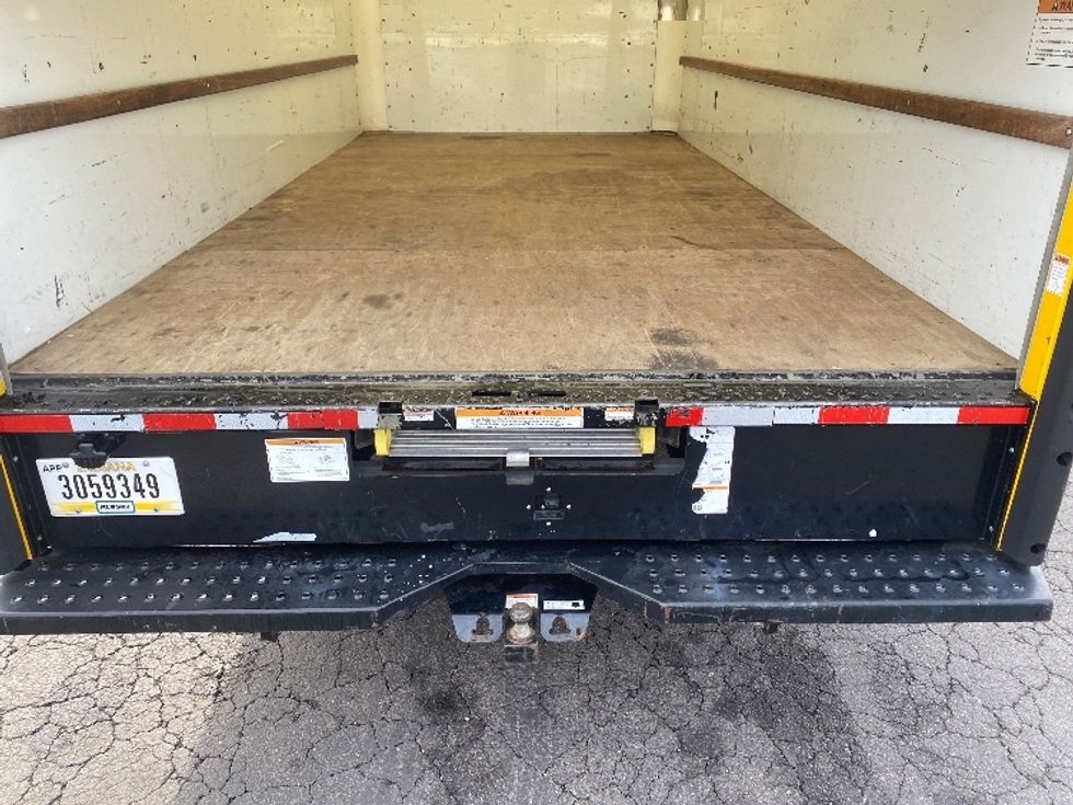 Light Duty Box Truck-Light and Medium Duty Trucks-GMC-2021-Savana G33903-Greensboro-NC-101,564\n\t\tmiles-$ 26,750 - Image 9