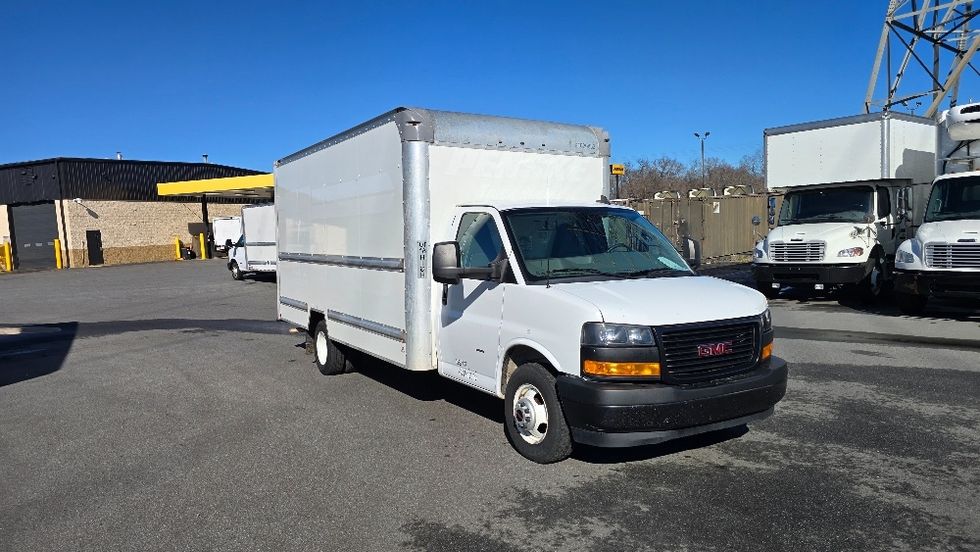 Light Duty Box Truck-Light and Medium Duty Trucks-GMC-2021-Savana G33903-Greensboro-NC-103,999\n\t\tmiles-$ 29,500 - Image 1