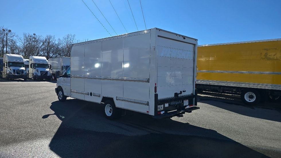Light Duty Box Truck-Light and Medium Duty Trucks-GMC-2021-Savana G33903-Greensboro-NC-103,999\n\t\tmiles-$ 29,500 - Image 6