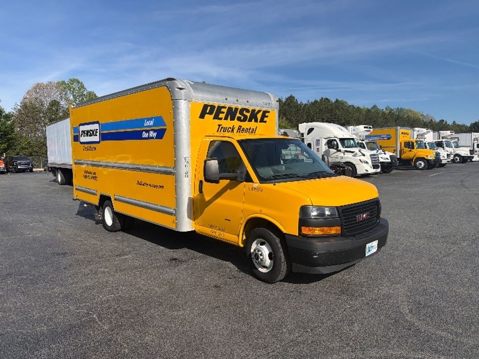 Light Duty Box Truck-Light and Medium Duty Trucks-GMC-2021-Savana G33903-Greensboro-NC-106,433\n\t\tmiles-$ 26,750 - Image 1