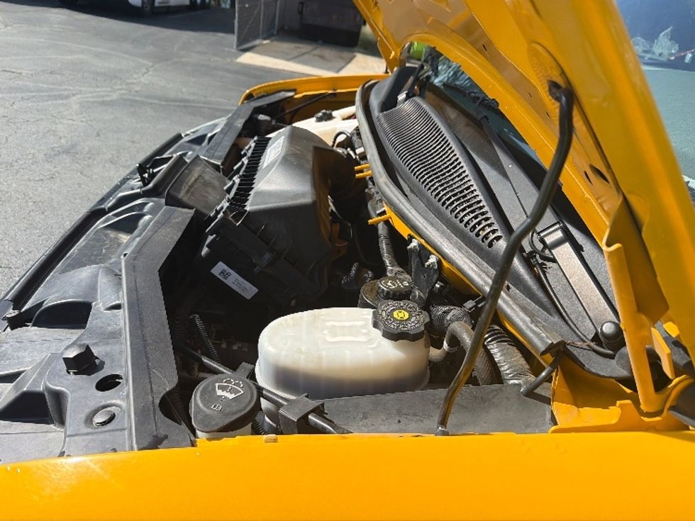 Light Duty Box Truck-Light and Medium Duty Trucks-GMC-2021-Savana G33903-Greensboro-NC-106,433\n\t\tmiles-$ 26,750 - Image 23