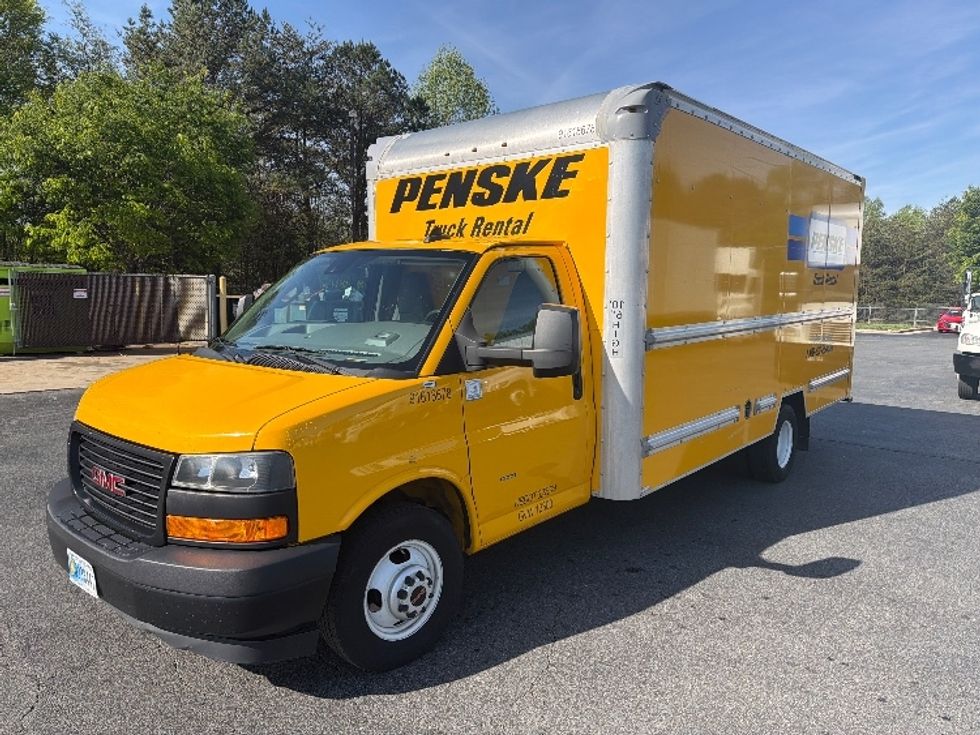 Light Duty Box Truck-Light and Medium Duty Trucks-GMC-2021-Savana G33903-Greensboro-NC-106,433\n\t\tmiles-$ 26,750 - Image 3