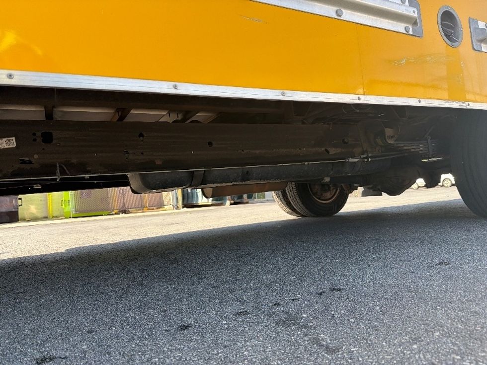 Light Duty Box Truck-Light and Medium Duty Trucks-GMC-2021-Savana G33903-Greensboro-NC-106,433\n\t\tmiles-$ 26,750 - Image 5