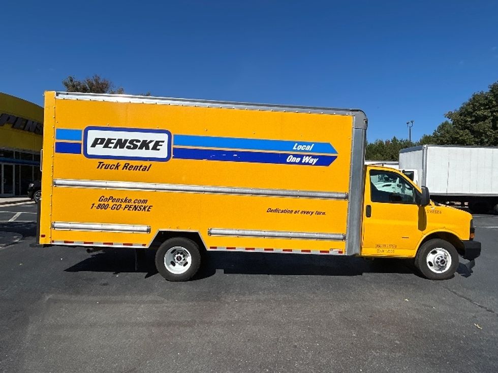 Light Duty Box Truck-Light and Medium Duty Trucks-GMC-2021-Savana G33903-Greensboro-NC-107,380\n\t\tmiles-$ 25,250 - Image 14