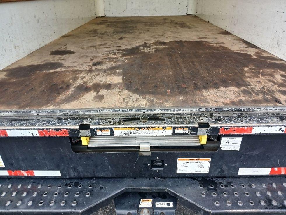 Light Duty Box Truck-Light and Medium Duty Trucks-GMC-2021-Savana G33903-Greensboro-NC-108,783\n\t\tmiles-$ 29,000 - Image 10