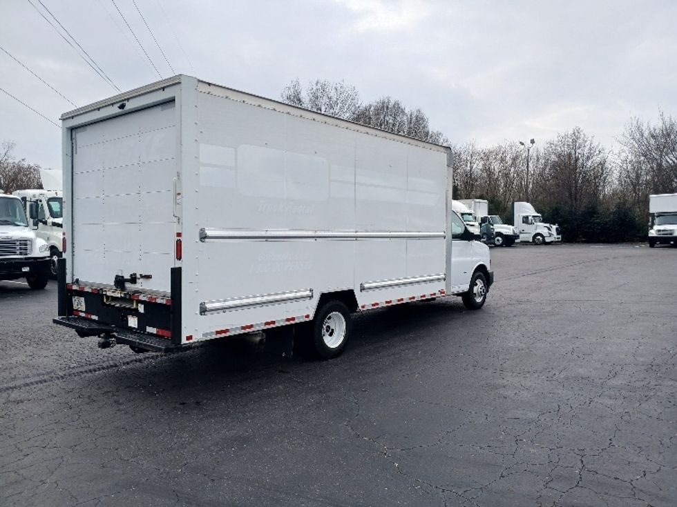 Light Duty Box Truck-Light and Medium Duty Trucks-GMC-2021-Savana G33903-Greensboro-NC-108,783\n\t\tmiles-$ 29,000 - Image 13