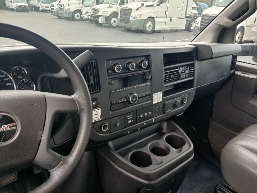 Light Duty Box Truck-Light and Medium Duty Trucks-GMC-2021-Savana G33903-Greensboro-NC-108,783\n\t\tmiles-$ 29,000 - Image 17