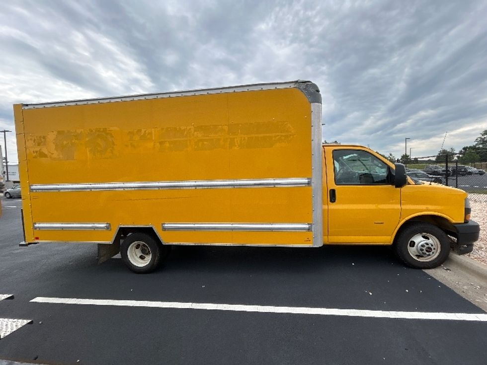Light Duty Box Truck-Light and Medium Duty Trucks-GMC-2021-Savana G33903-Greensboro-NC-109,985\n\t\tmiles-$ 11,000 - Image 15