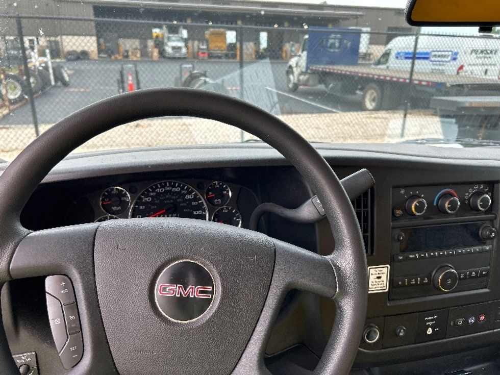 Light Duty Box Truck-Light and Medium Duty Trucks-GMC-2021-Savana G33903-Greensboro-NC-109,985\n\t\tmiles-$ 11,000 - Image 18