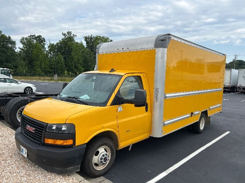 Light Duty Box Truck-Light and Medium Duty Trucks-GMC-2021-Savana G33903-Greensboro-NC-109,985\n\t\tmiles-$ 11,000 - Image 3